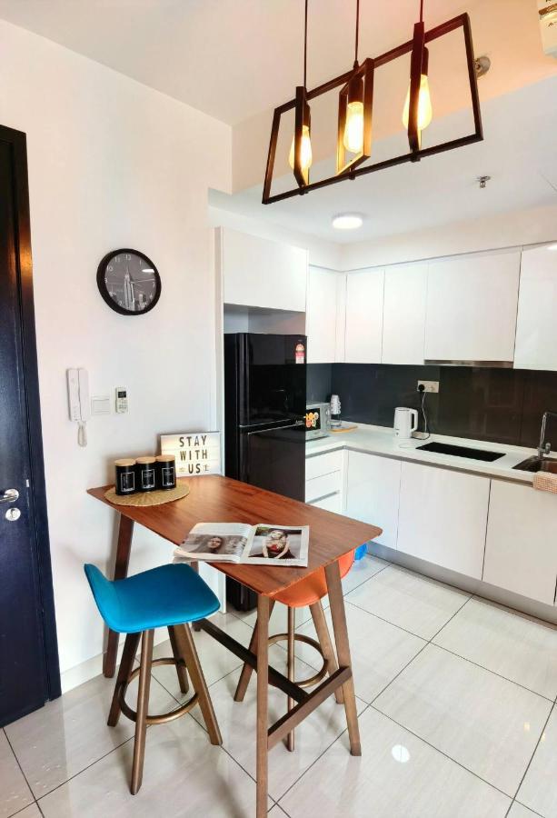 1519 Almas Suites Seaview Sunrise Netflix By Stay Nusajaya  Exterior photo